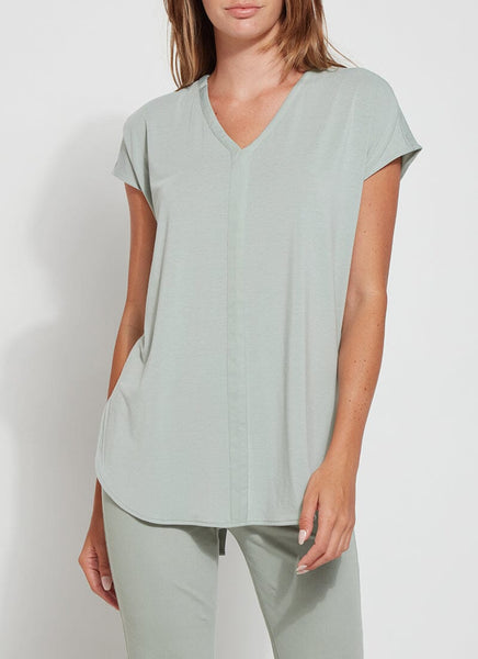 LySSE GINA V-NECK TOP*two colors